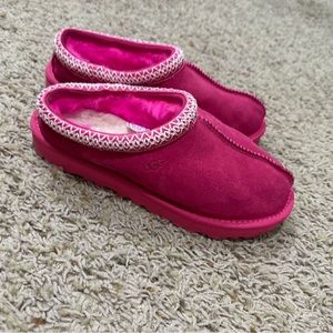 Bright Pink Tasman Ugg Slippers. Size 8. Worn once.